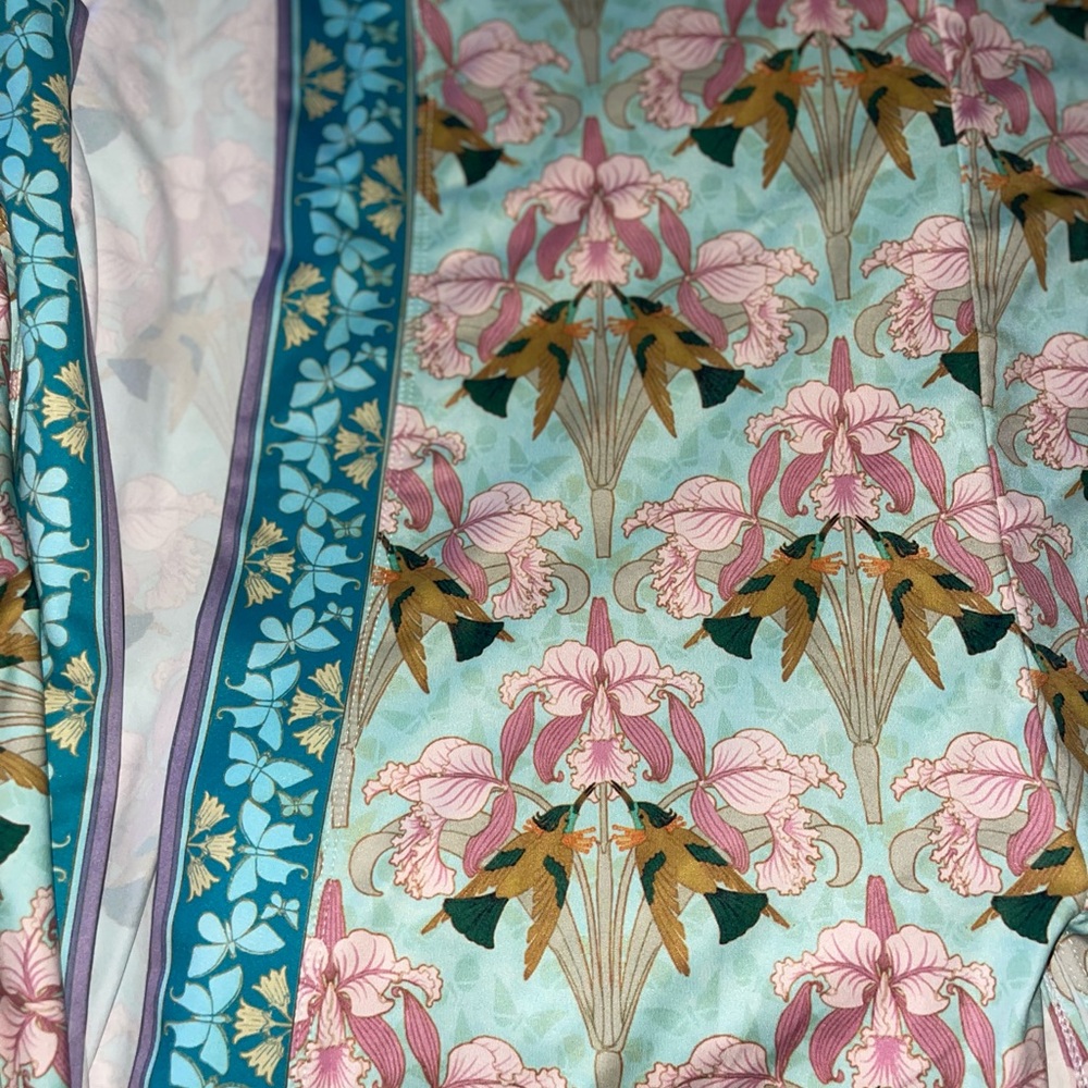 Blackmilk Pastel Floral Rare Unique Kimono - Picture 3 of 6